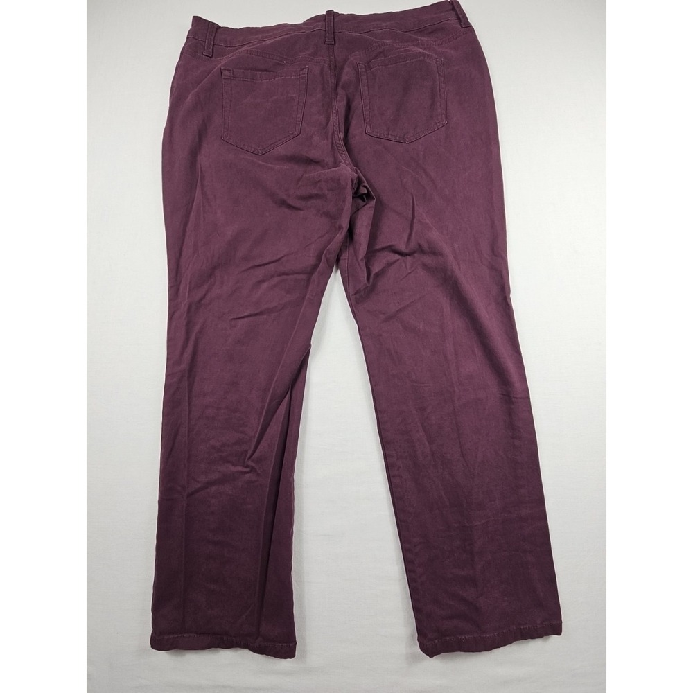 Gloria Vanderbilt Amanda 2.0 Slim Leg Women's‎ size 18 Red Burgundy Denim Jeans - Picture 2 of 13